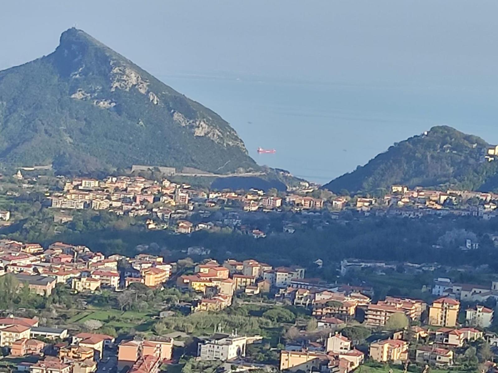 Lanovella Villa กาวา เด ตีร์เรนี ภายนอก รูปภาพ
